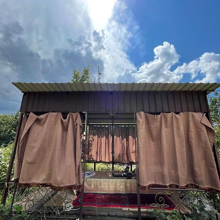 Guest House Eles Karakol Exterior photo